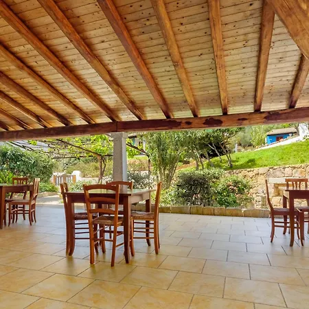 Tenuta Lu Baroni Hotel 3*