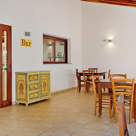 Hotel Tenuta Lu Baroni