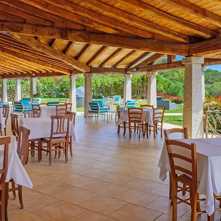 Hotel Tenuta Lu Baroni
