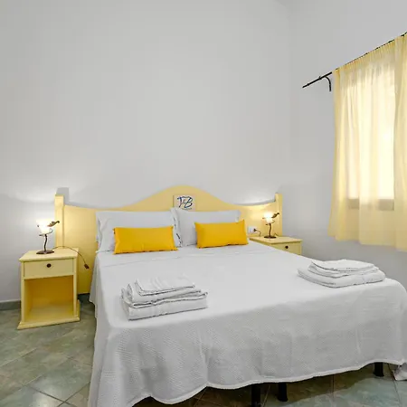 Отель Tenuta Lu Baroni 3*