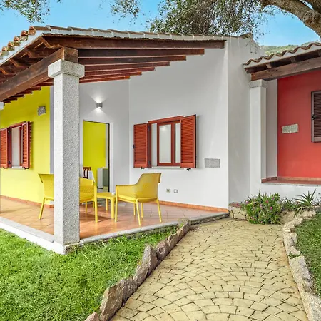 Tenuta Lu Baroni Hotel 3*