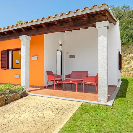 Отель Tenuta Lu Baroni 3*