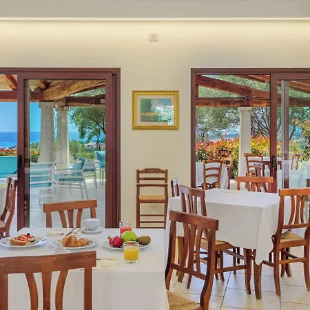 Hotel Tenuta Lu Baroni Porto Ottiolu
