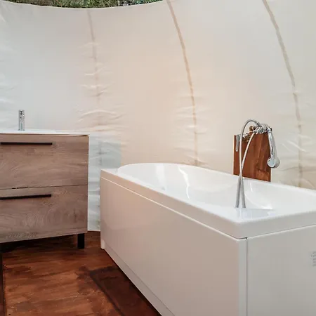 Tenuta Lu Baroni بورتو أوتيولو