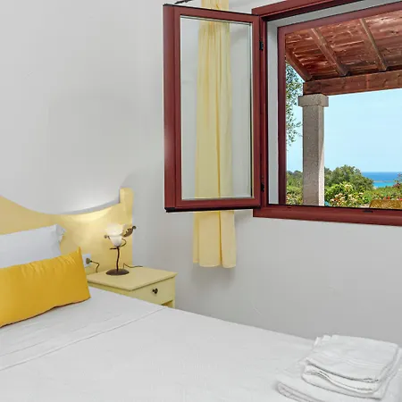 Tenuta Lu Baroni فندق بورتو أوتيولو