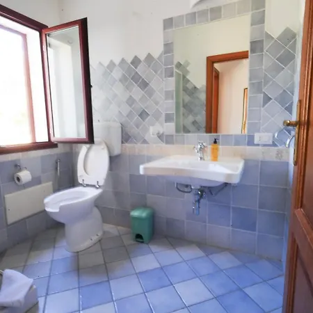 Tenuta Lu Baroni Hotel 3*